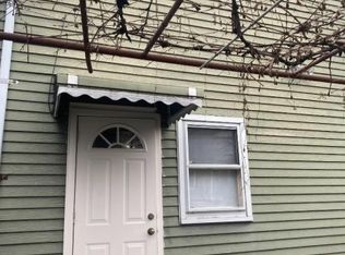 516 N 9th St, Newark, NJ 07107
