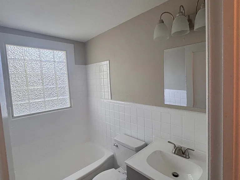 610 Chesnut St #3 — Photo 7