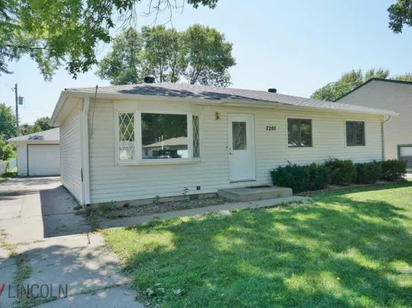 7207 Seward Ave, Lincoln, NE 68507