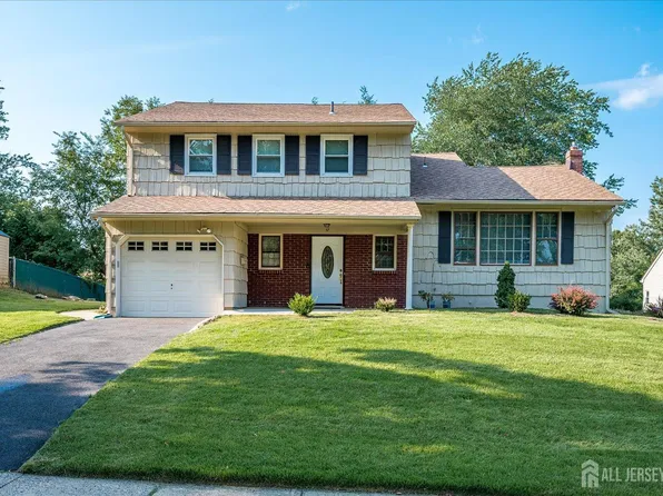 17 Myrtle Rd, East Brunswick, NJ 08816