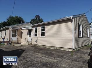 426 E State St, Sycamore, IL 60178