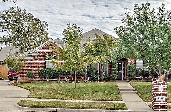 5th image of 8105 Vine Wood Dr