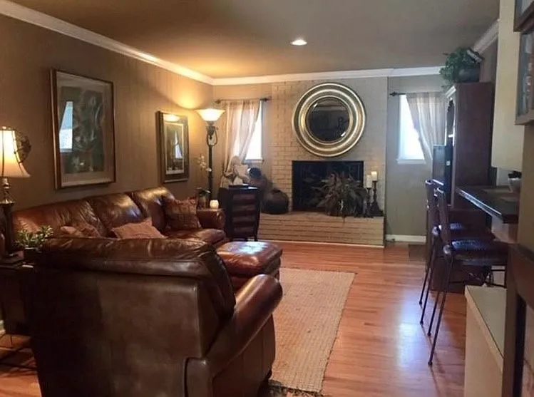 1 Lorna Dr — Photo 8