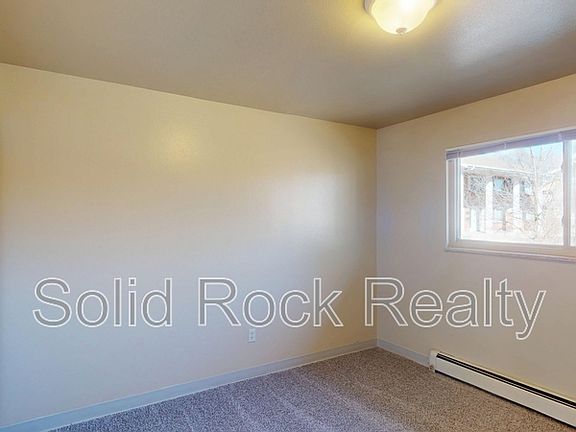 4th image of 1801-2 Eagle View Dr