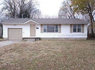 107 W 6th St, Owasso, OK 74055