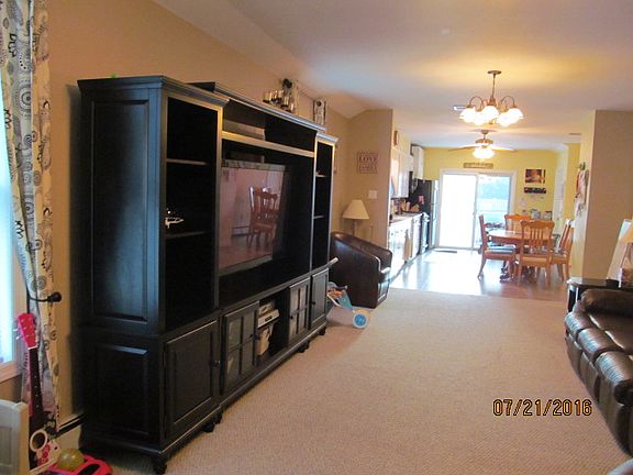 2nd image of 661 S Wellwood Ave