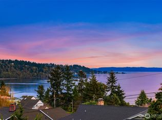 11934 28th Ave SW, Burien, WA 98146