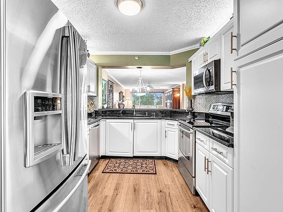 4th image of 9587 Weldon Circle #B311