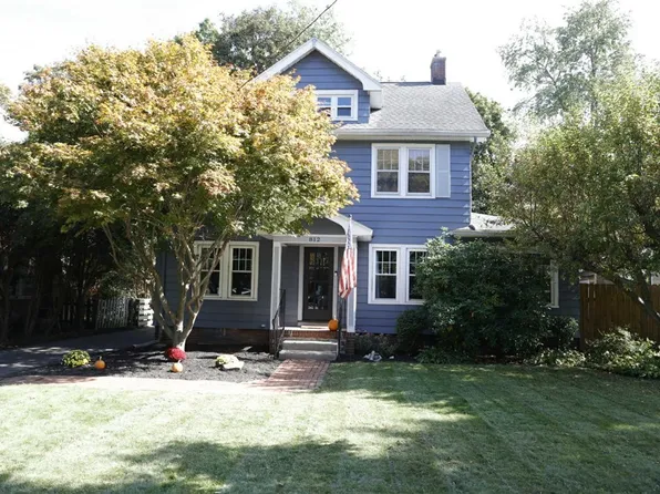 812 Landing Rd N, Rochester, NY 14625