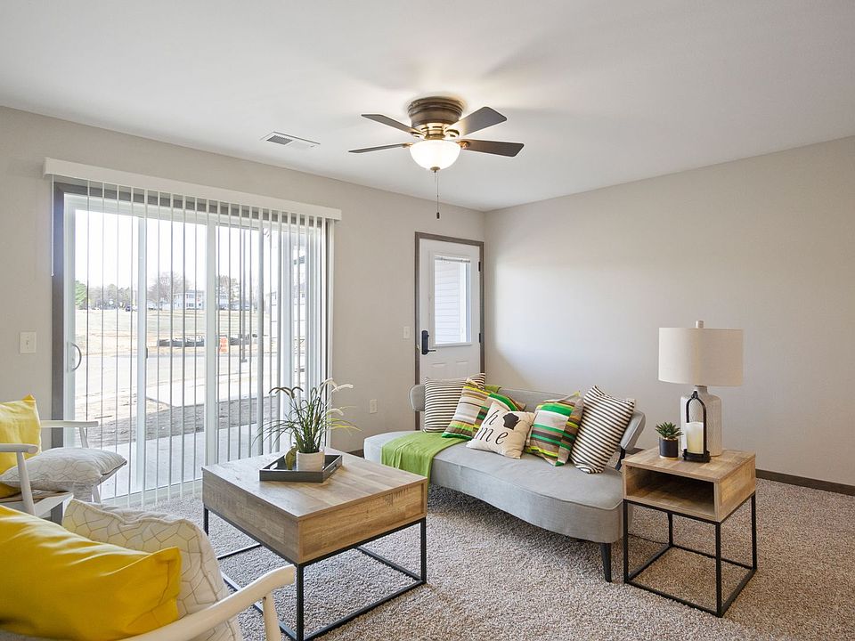 786 Peregrine Cir 10, River Falls, WI 54022 Zillow