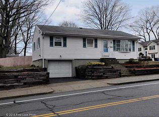 209 East St, Cranston, RI 02920