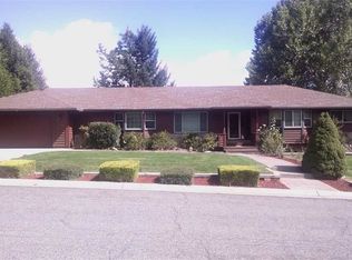 618 Michelle Dr, Mount Shasta, CA