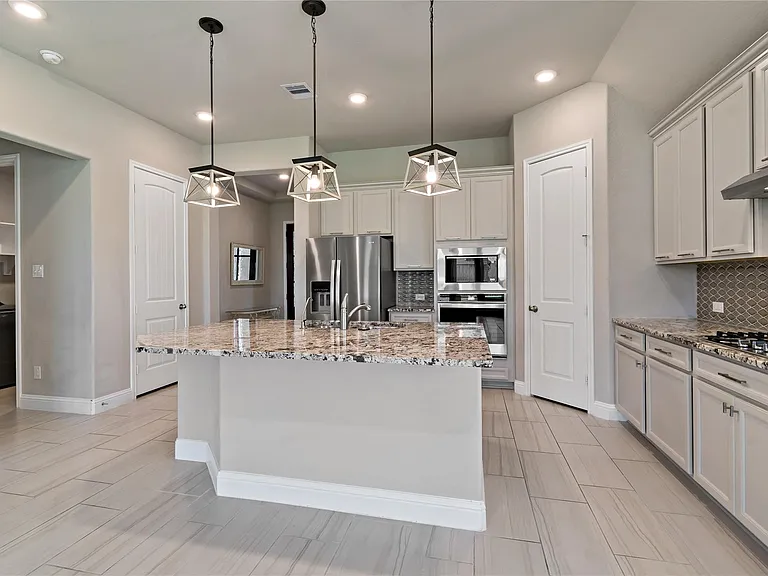 18710 Lynnwood Crest Ln — Photo 23