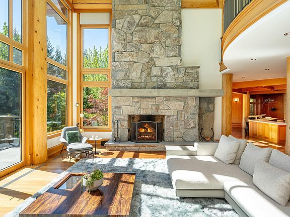 5th image of 7425 Treetop Ln