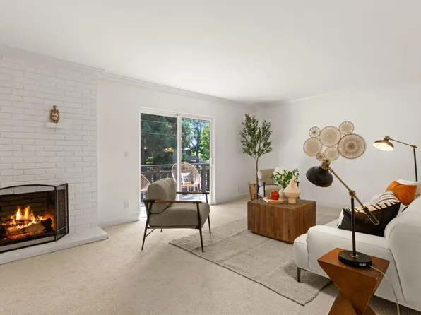 100 E Middlefield Rd APT 4H, Mountain View, CA 94043
