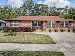 11016 Bacall Rd W, Jacksonville, FL 32218