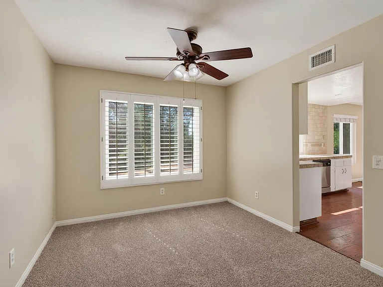 5245 Wainwright Ct — Photo 6