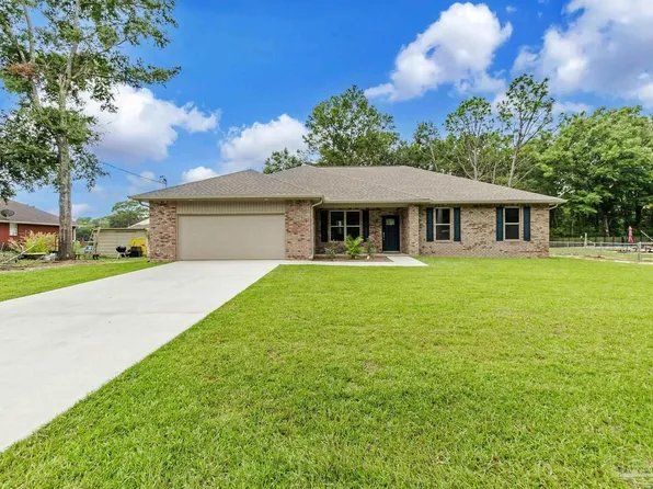 5841 Locust St, Milton, FL 32570