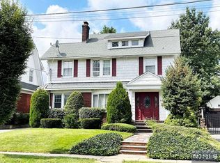 86 Maple St, Rutherford, NJ 07070