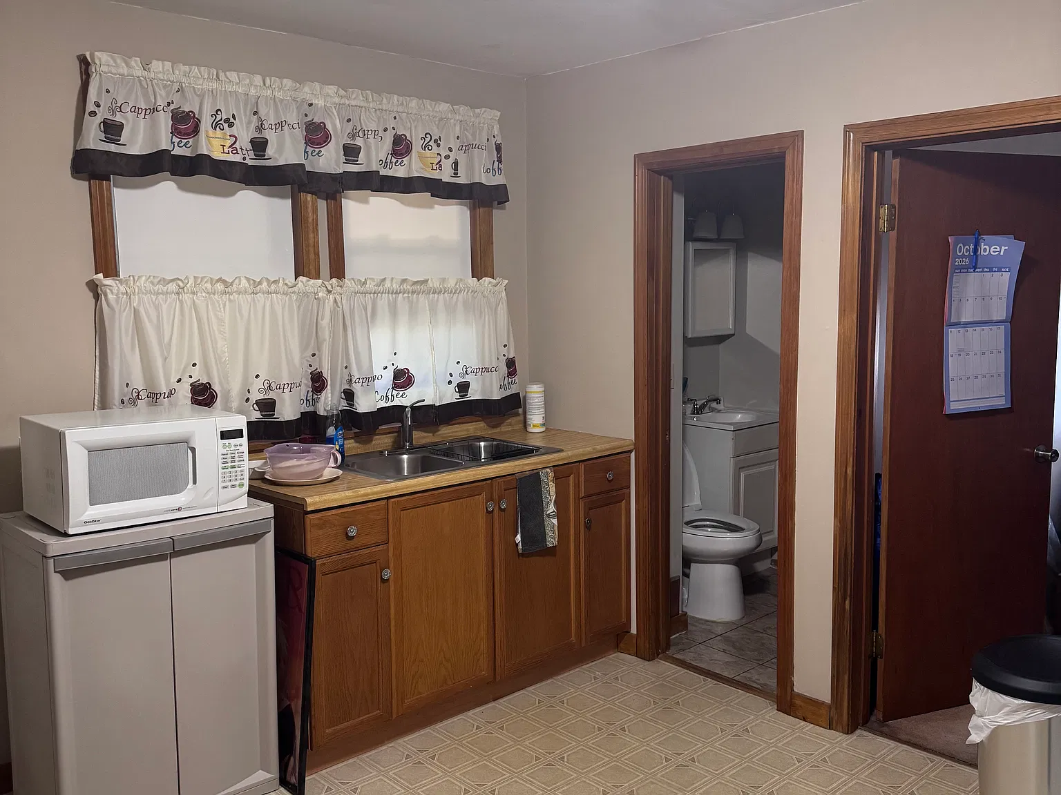 2 bed, 900 sqft, $1,700 — Photo 2