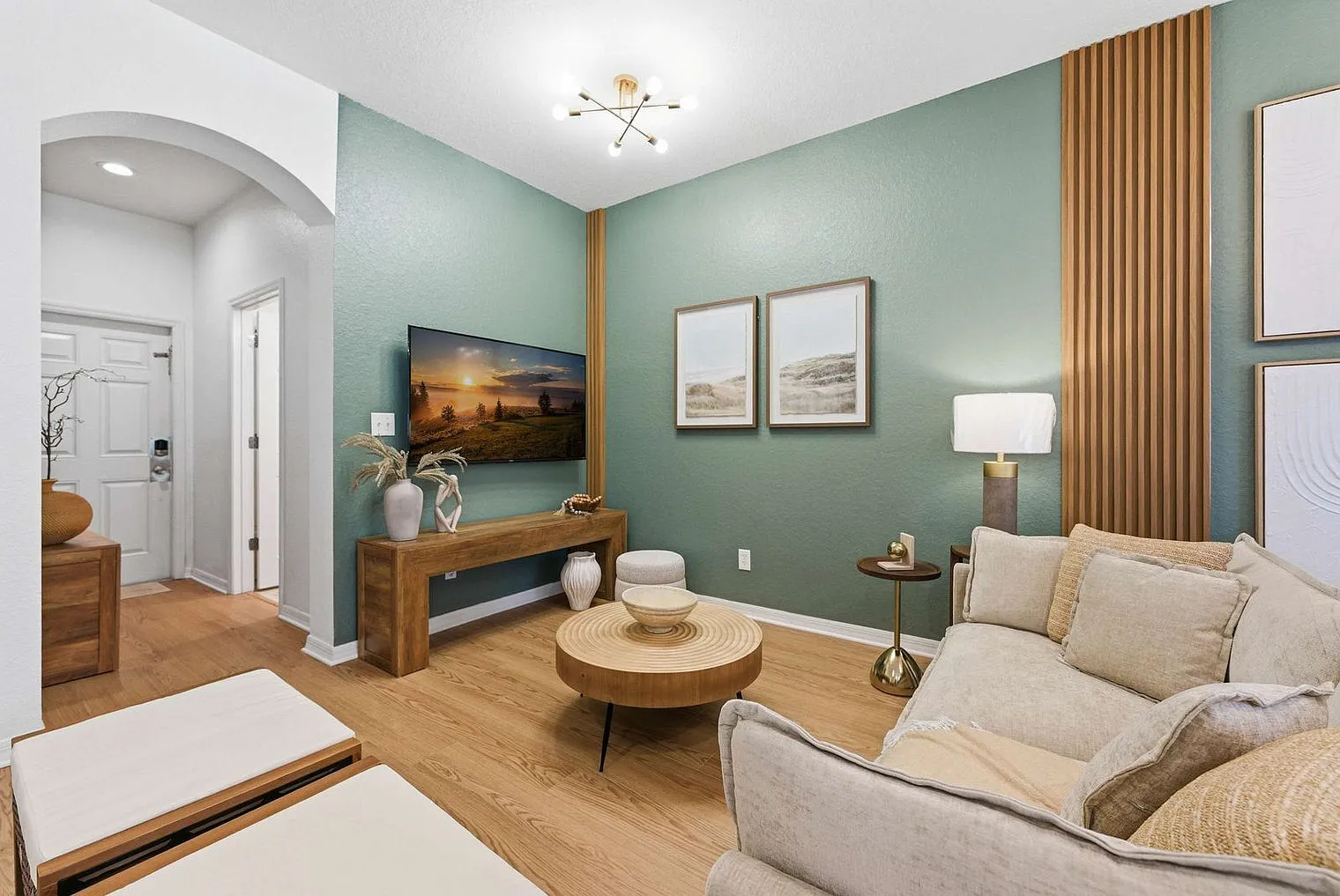 4 bed, 3.0 bath, 1431 sqft, $4,545 — Photo 3
