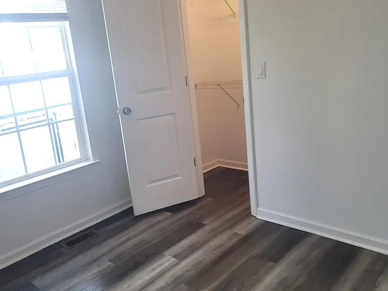 973 Ira St SW #A — Photo 17