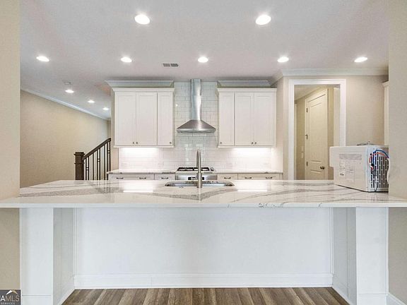 5th image of 1838 Glenview Park Cir