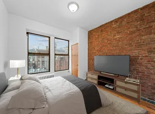1264 Lex Avenue 7S image 1 of 5