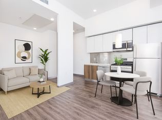 10748 Riverside Dr #1, North Hollywood, CA 91602