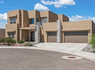 6527 Trestle Glen Rd NW, Albuquerque, NM 87120