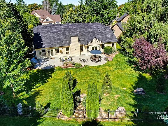 2nd image of 1164 S Island Glenn Way