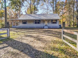 891 Leeville Rd, Petal, MS 39465