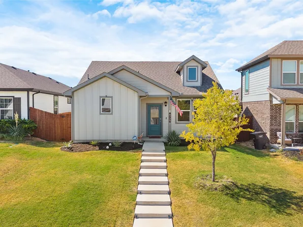 6729 Windfall Dr, Fort Worth, TX 76135