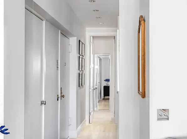 55 East 65th Street image 4 of 16