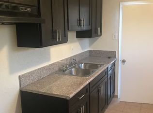 121 W Claude St, Compton, CA 90220