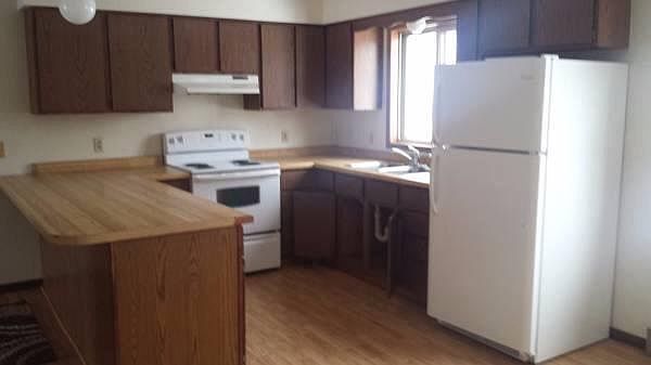 2nd image of 2706 Bongey Dr APT 4