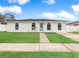 2601 Flamingo Dr, Saint Bernard, LA 70085