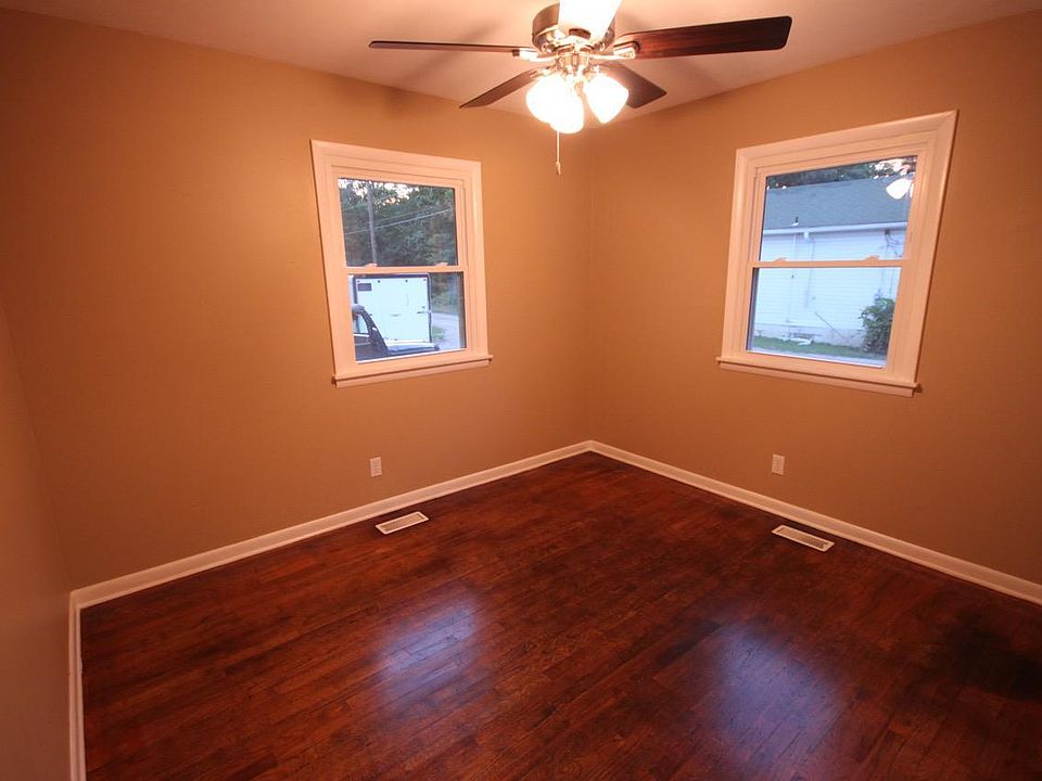 1st image of 627 Gypsum Ave APT 5