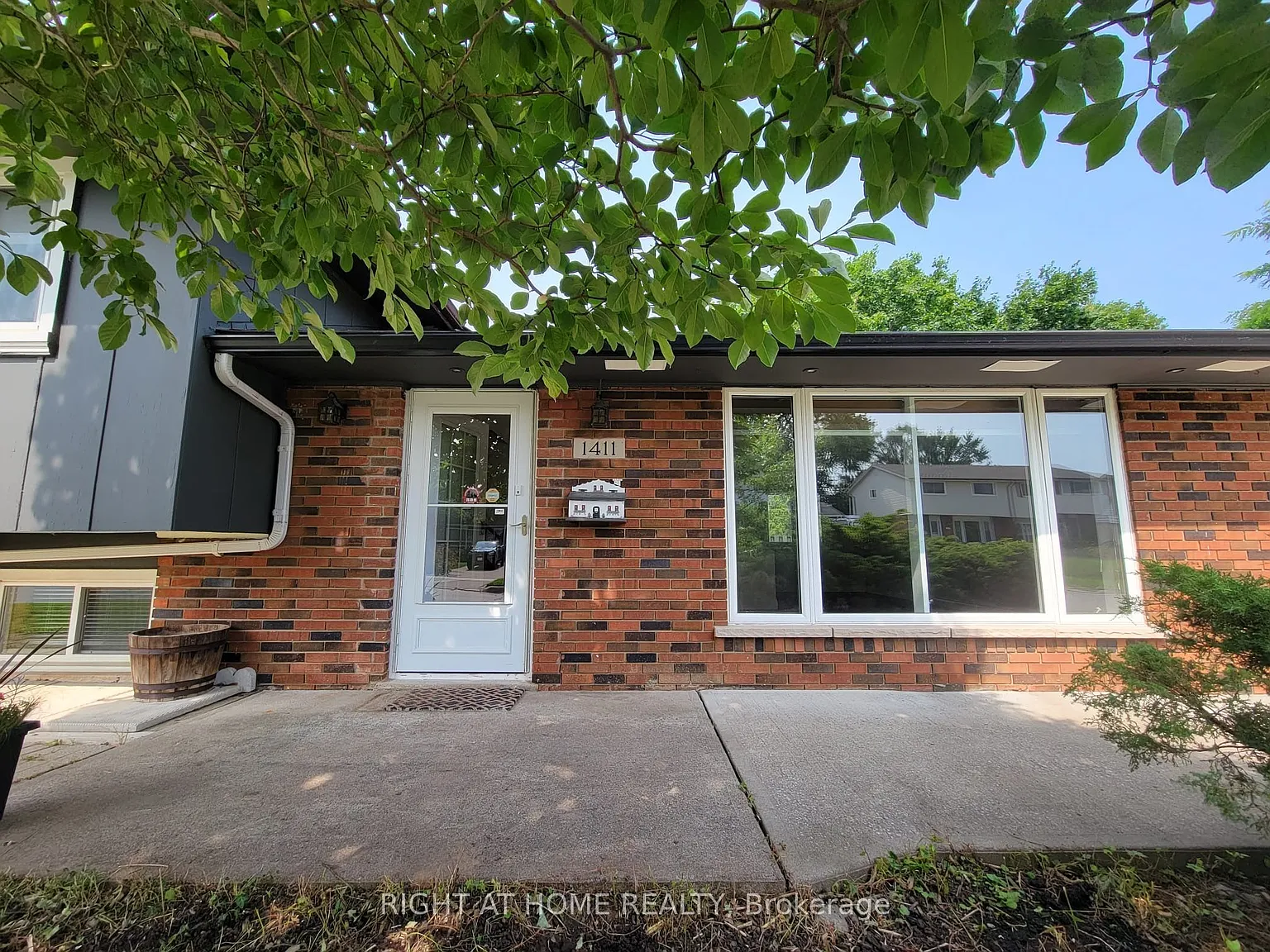 3 bed, $3,450 — Photo 3