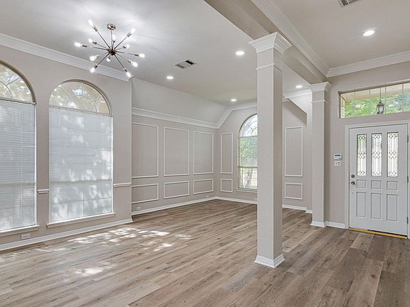 2nd image of 145 Hearthwood Dr
