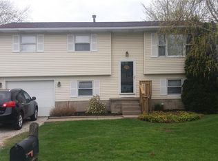 9174 Meadowview Ct, Girard, PA 16417