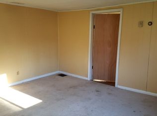 950 Dan Hale Reservoir Rd, Bluefield, WV 24701