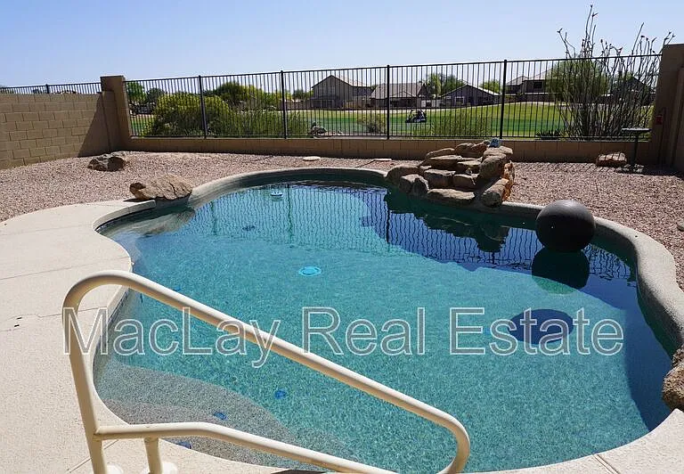 29285 N Yellow Bee Dr — Photo 2