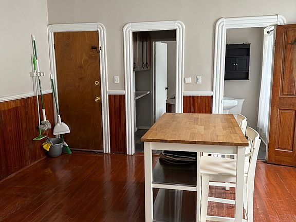 2nd image of 157 Hathaway St #3E