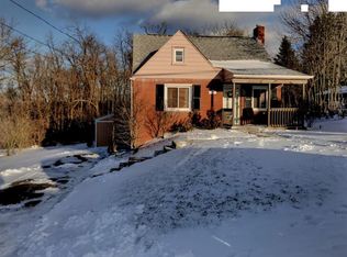 26 Kennedy Ln, Mc Kees Rocks, PA 15136