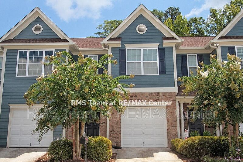 1st image of 6528 Mallard Cove Ln