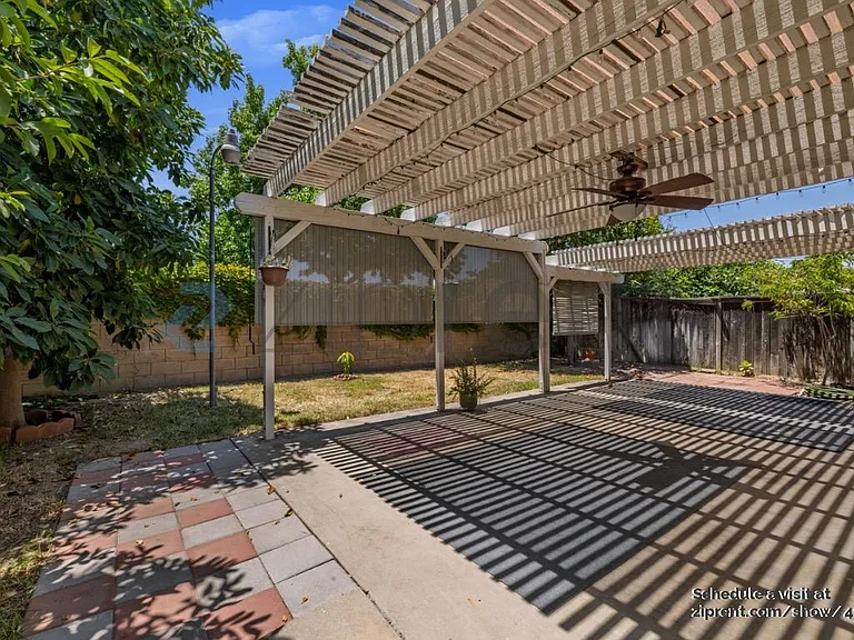11358 Havstad Dr — Photo 32