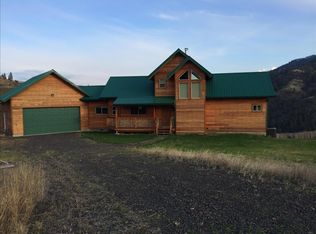 20046 Ryegrass Ln, Lenore, ID 83541