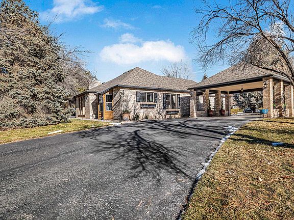 2nd image of 751 Continental Dr
