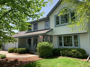 W165S7821 Spinnaker Ct, Muskego, WI 53150